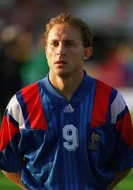 Papin kritisiert Paris Saint-Germain Dreizack